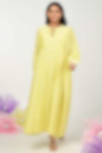 Yellow Chanderi Embroidered Summer Dress by Komal Shah at Pernia's Pop Up Shop