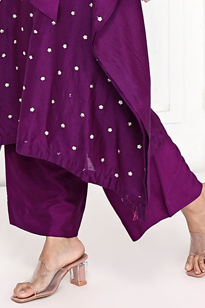 Deep Purple Chanderi Floral Hand Embroidered Kaftan Set by Komal Shah at Pernia's Pop Up Shop