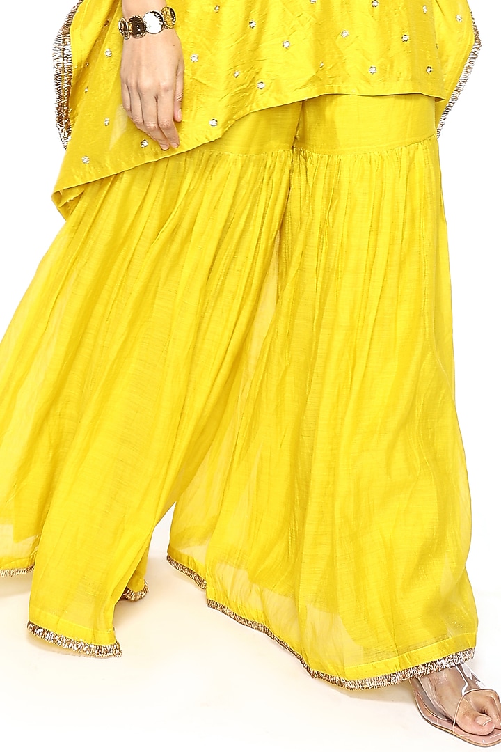 Mustard Chanderi Gharara Set  by Komal Shah at Pernia's Pop Up Shop