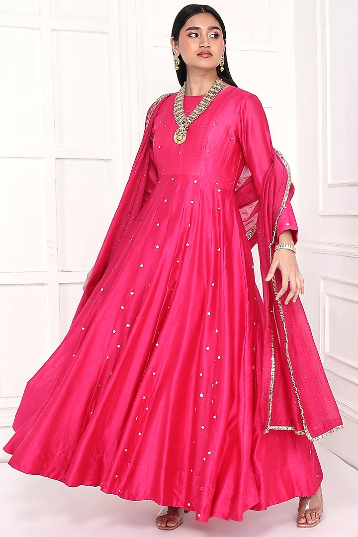 Hot Pink Chanderi Floral Embroidered Party Wear Anarkali Set by Komal Shah at Pernia's Pop Up Shop