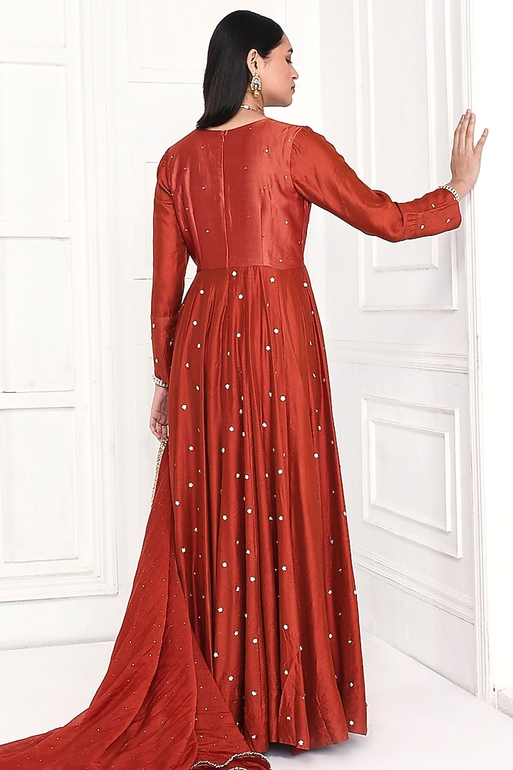 Rust Chanderi Floral Embroidered Party Wear Anarkali Set by Komal Shah at Pernia's Pop Up Shop