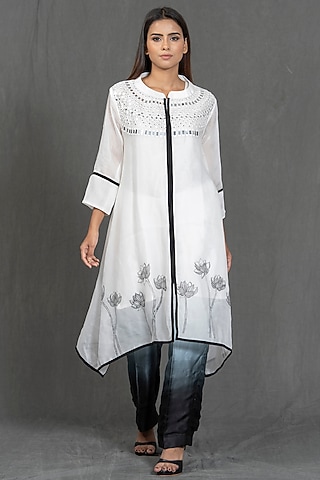 White Hand Painted Tunic by Kimaya by Vandana Rathi