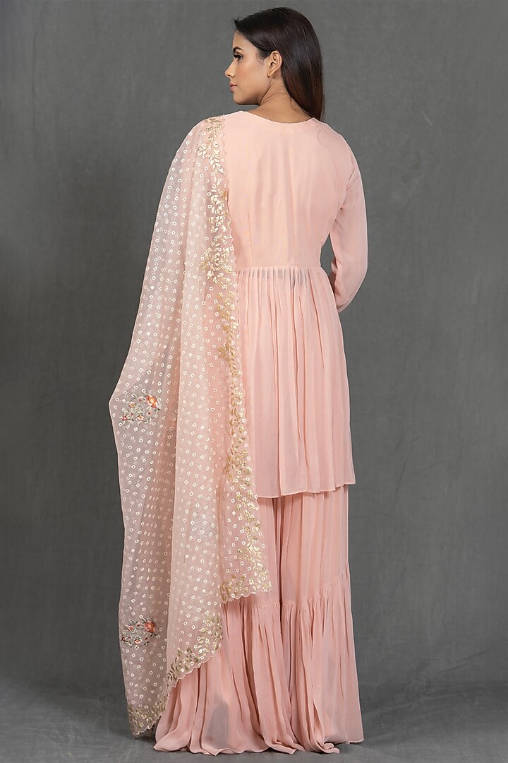 Pink Leather Applique Kurta Set by Kimaya by Vandana Rathi at Pernia's Pop Up Shop