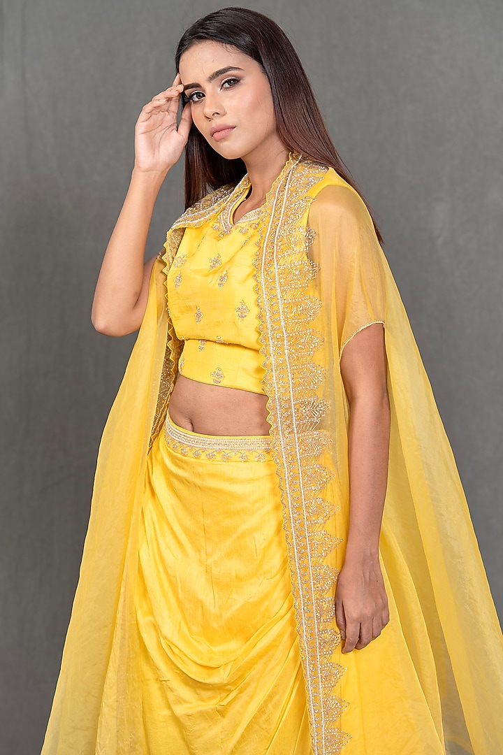 Yellow Hand Embroidered Draped Skirt Set by Kimaya by Vandana Rathi at Pernia's Pop Up Shop