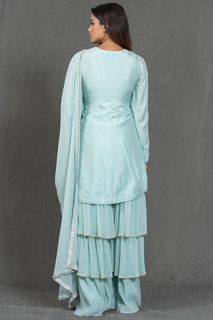 Powder Blue Hand Embroidered Kurta Set by Kimaya by Vandana Rathi at Pernia's Pop Up Shop