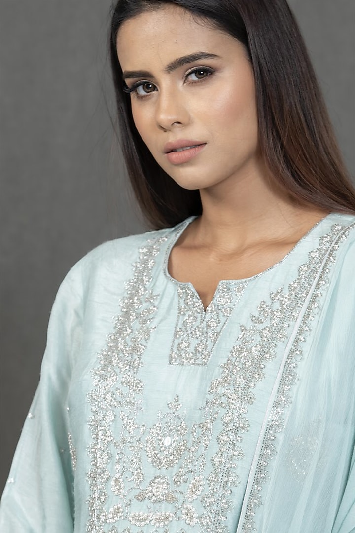 Powder Blue Hand Embroidered Kurta Set by Kimaya by Vandana Rathi at Pernia's Pop Up Shop