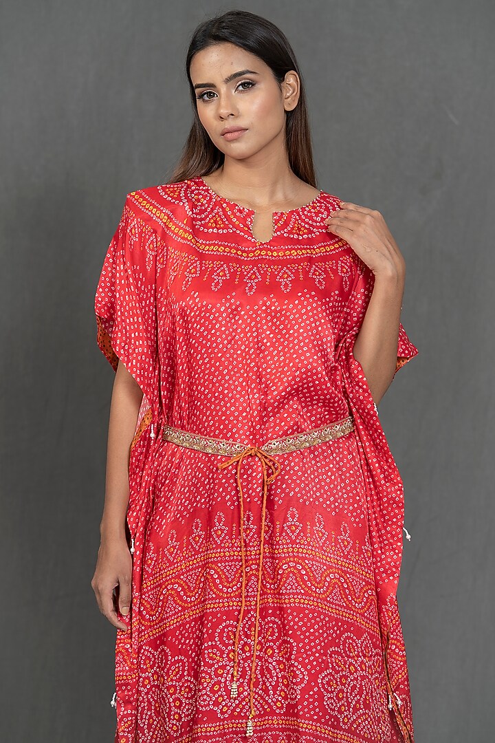 Pink Hand Embroidered Kaftan by Kimaya by Vandana Rathi at Pernia's Pop Up Shop