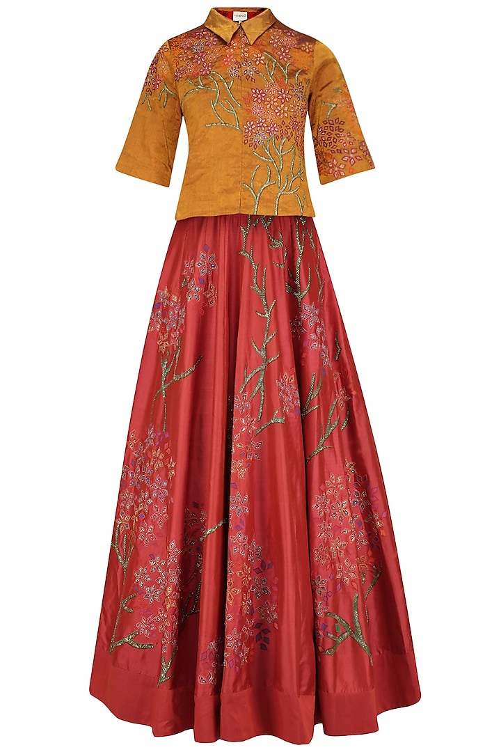 Red embroidered lehenga set available only at Pernia's Pop Up Shop. 2023