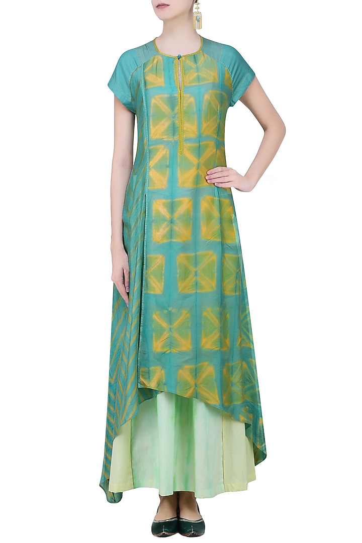 Turquoise blue tye and dye printed tunic available only at Pernia's Pop Up Shop.