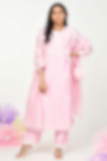 Baby Pink Chanderi Embroidered Kurta Set by Komal Shah at Pernia's Pop Up Shop