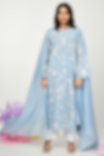 Blue Chanderi Embroidered Kurta Set by Komal Shah at Pernia's Pop Up Shop