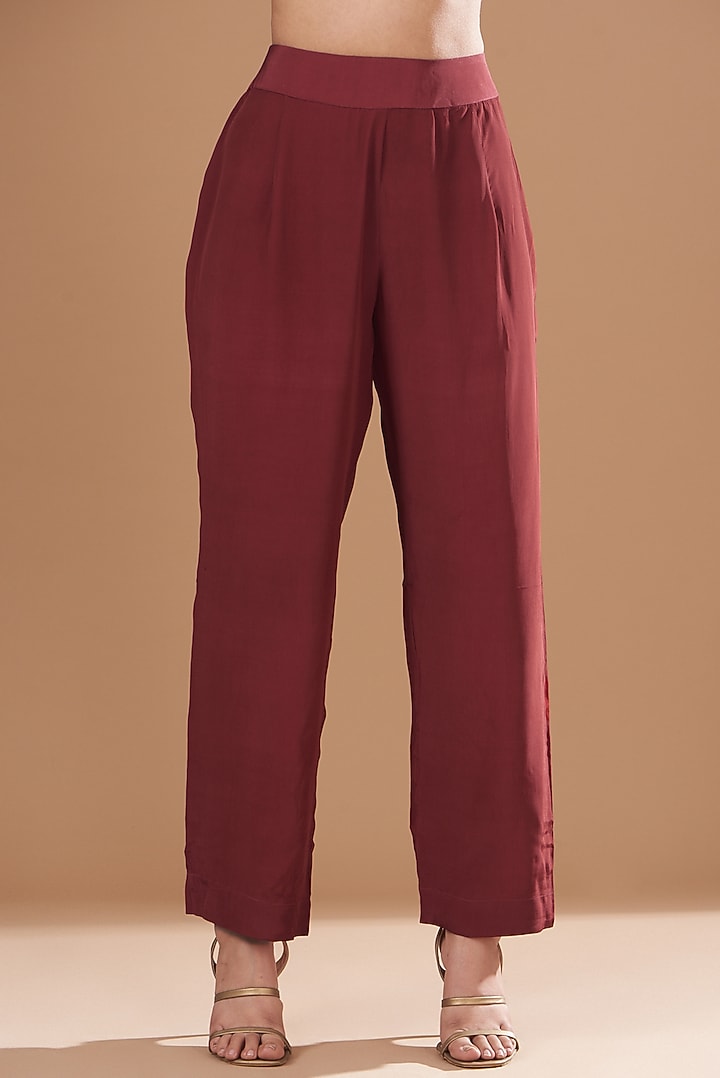 Maroon Organza Tie-Dyed Kurta Set by Kisneel by Pam at Pernia's Pop Up Shop