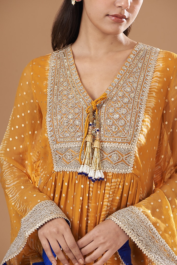 Orange Chiffon Tie-Dyed Kurta Set by Kisneel by Pam at Pernia's Pop Up Shop