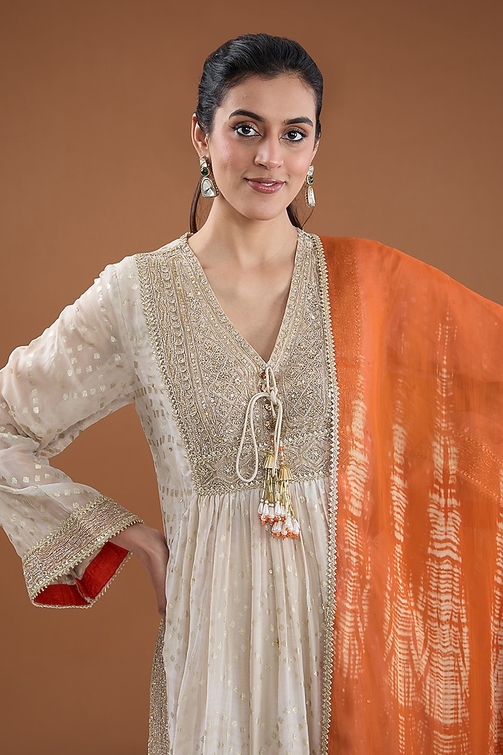 Ivory Viscose Crepe Zari Embroidered & Foil Printed Kurta Set by Kisneel by Pam at Pernia's Pop Up Shop