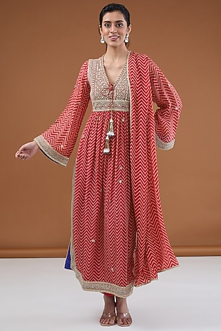 Red Viscose Organza Leheriya Printed & Zari Embroidered Straight Kurta Set by Kisneel by Pam