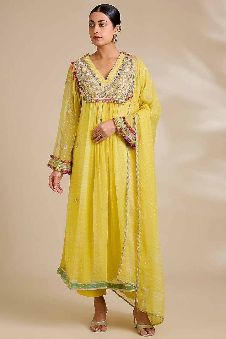 Yellow Chiffon Mirror Embroidered & Tie-Dyed Kurta Set by Kisneel by Pam at Pernia's Pop Up Shop