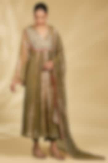 Olive Green Chiffon Tie-Dyed Kurta Set by Kisneel by Pam at Pernia's Pop Up Shop