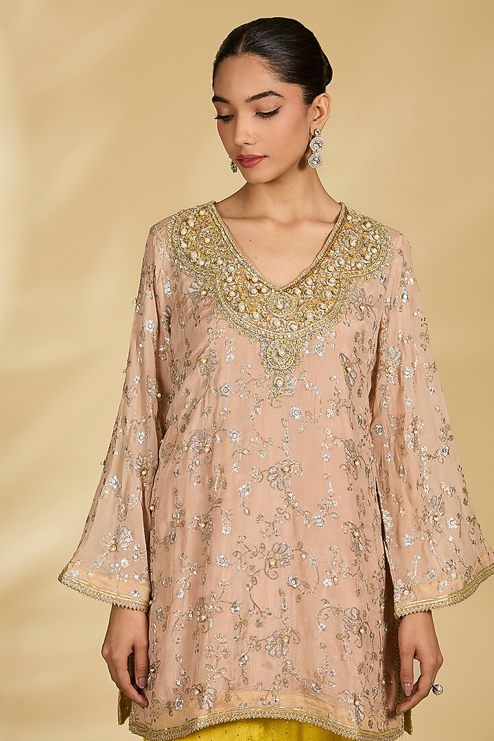 Peach Chiffon Pearl & Sequin Work Kurta Set by Kisneel by Pam at Pernia's Pop Up Shop