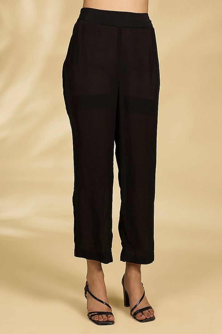 Black Organza Kalamari Kurta Set by Kisneel by Pam at Pernia's Pop Up Shop