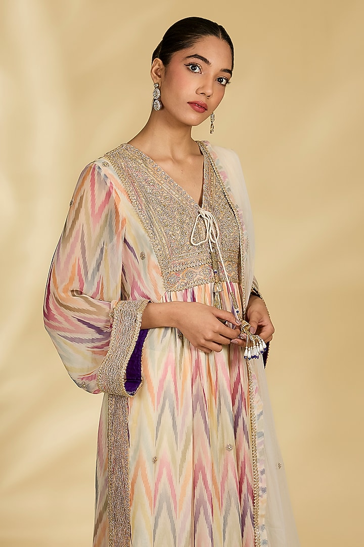 Ivory Chiffon Ikkat Printed Kurta Set by Kisneel by Pam at Pernia's Pop Up Shop
