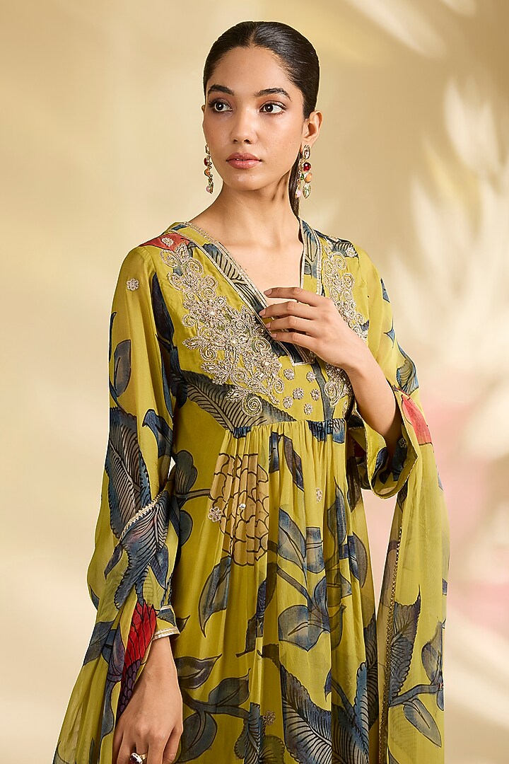 Mustard Organza Kalamkari Printed Kurta Set by Kisneel by Pam at Pernia's Pop Up Shop