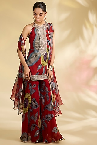Red Organza Kalamkari Printed Gharara Set by Kisneel by Pam
