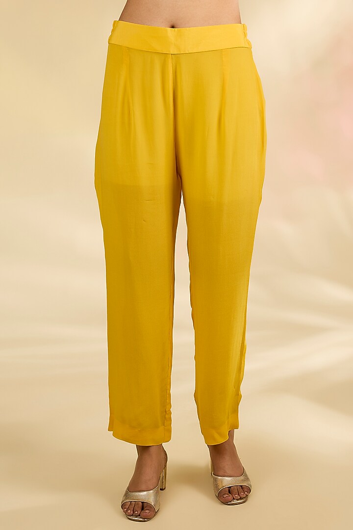 Yellow Chiffon Foil Printed Kurta Set by Kisneel by Pam at Pernia's Pop Up Shop