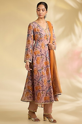 Lavender Organza Kalamkari Printed Kurta Set by Kisneel by Pam