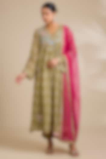 Green Organza Printed Wedding Anarkali Set by Kisneel by Pam at Pernia's Pop Up Shop