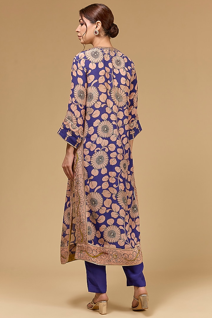 Blue Crepe Aari Embroidered & Digital Printed Kalamkari Kurta Set by Kisneel by Pam at Pernia's Pop Up Shop