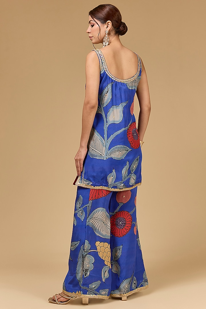 Blue Viscose & Silk Aari Work Kurta Set by Kisneel by Pam at Pernia's Pop Up Shop