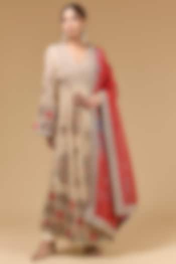 Cream Organza Aari Embroidered Kurta Set by Kisneel by Pam at Pernia's Pop Up Shop