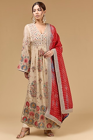Cream Organza Aari Embroidered Kurta Set by Kisneel by Pam