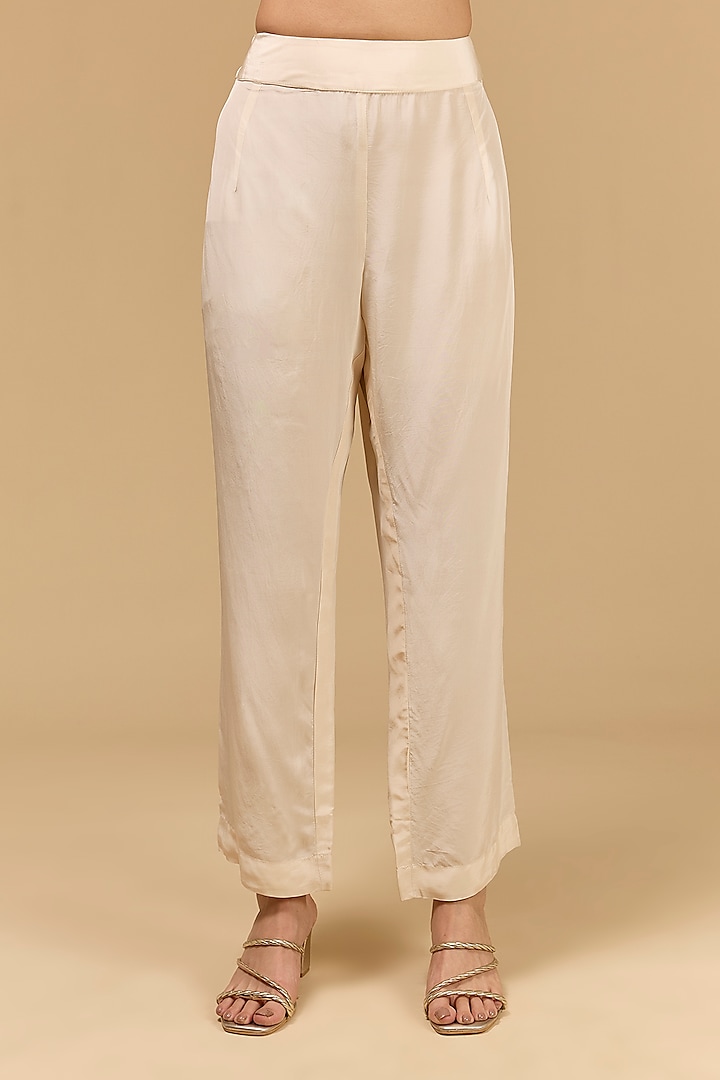 Cream Organza Aari Embroidered Kurta Set by Kisneel by Pam at Pernia's Pop Up Shop