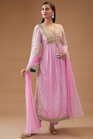 Pink Organza Printed & Embroidered Kurta Set by Kisneel by Pam