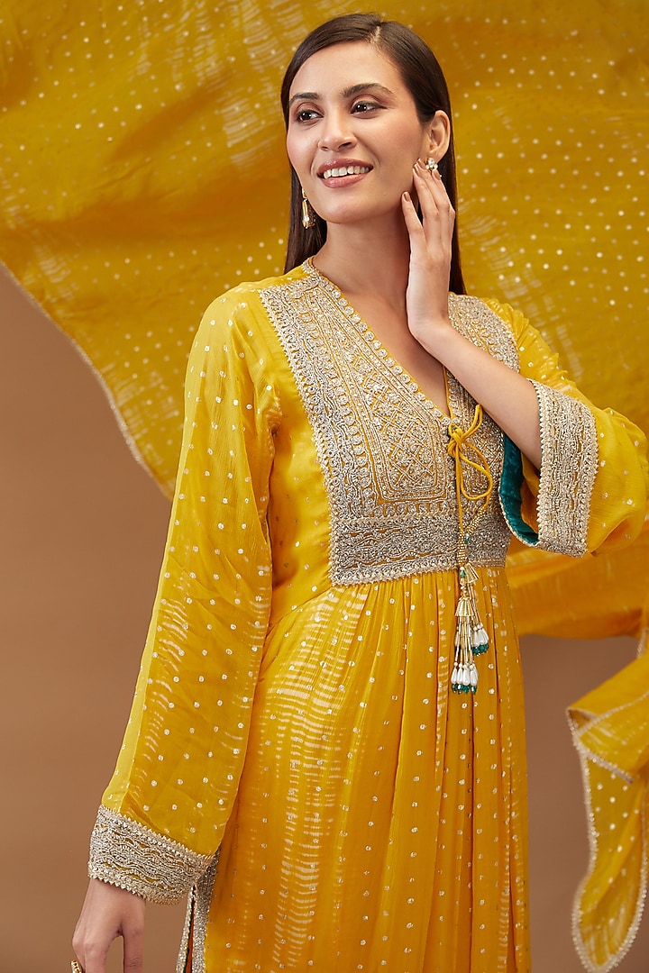 Yellow Chiffon Printed & Embroidered Kurta Set by Kisneel by Pam at Pernia's Pop Up Shop