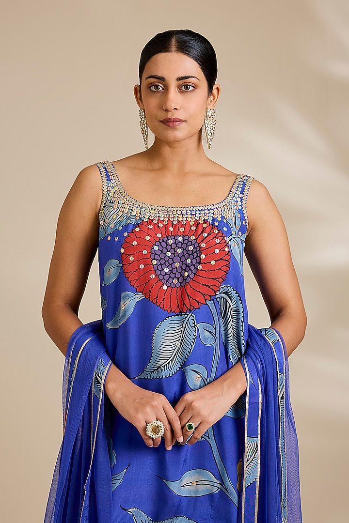Blue Viscose Silk Aari Work Kurta Set by Kisneel by Pam at Pernia's Pop Up Shop