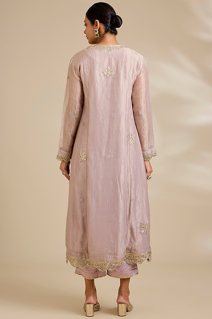 Lavender Chanderi Straight Kurta Set by Kisneel by Pam at Pernia's Pop Up Shop