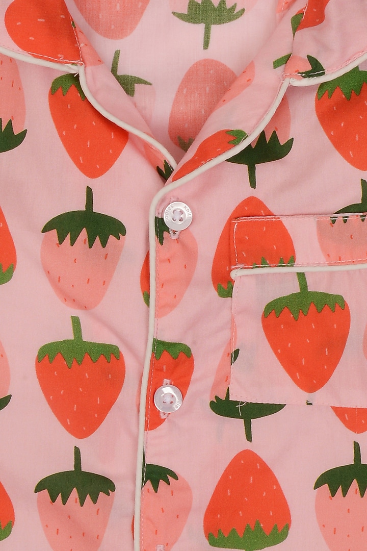 Pink Printed Night Suit In Cotton Poplin For Girls by Knitting doodles at Pernia's Pop Up Shop
