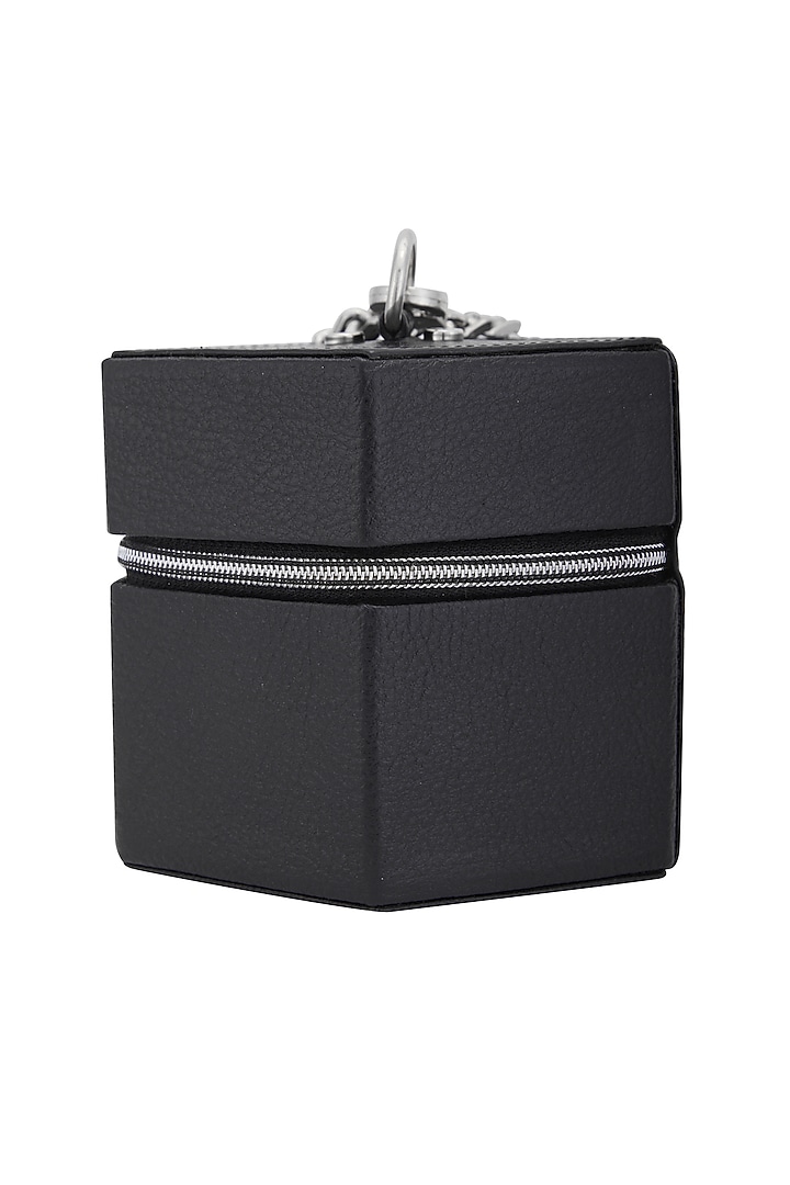 Black Handbag With Chain Strap & Detachable Handle by KNGN at Pernia's Pop Up Shop
