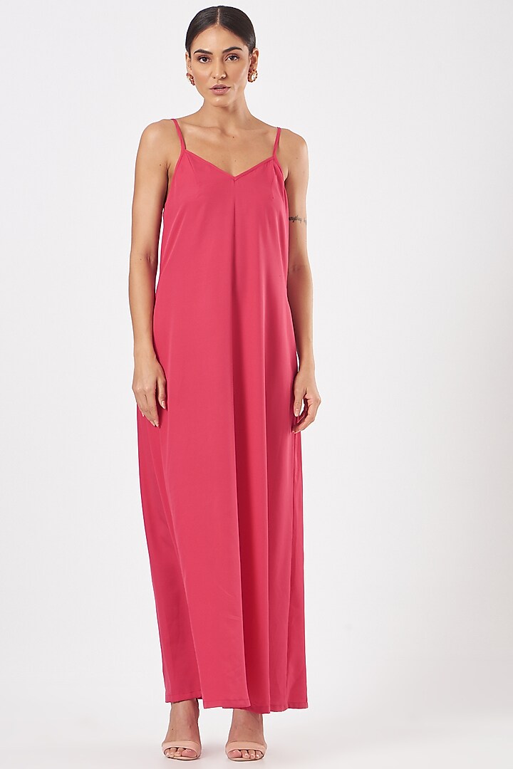 Fuchsia Aari Embellished Kaftan by K-ANSHIKA Jaipur at Pernia's Pop Up Shop