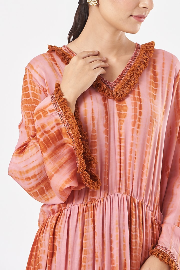 Pink Tie-Dye Kurta Set by K-ANSHIKA Jaipur at Pernia's Pop Up Shop