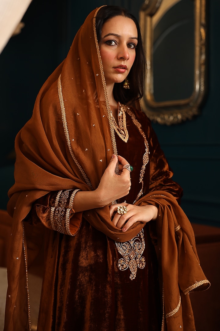 Brown Velvet Resham Machine Embroidered Kurta Set by K-ANSHIKA Jaipur at Pernia's Pop Up Shop