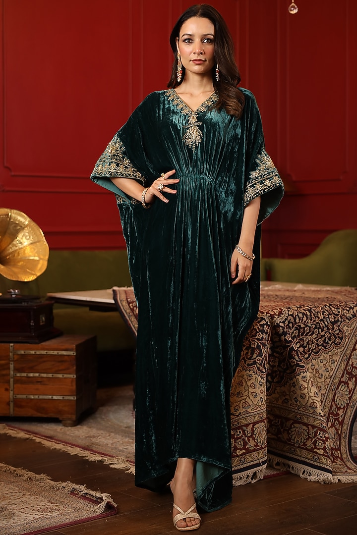 Teal Velvet Resham Machine Embroidered Kurta Set by K-ANSHIKA Jaipur at Pernia's Pop Up Shop