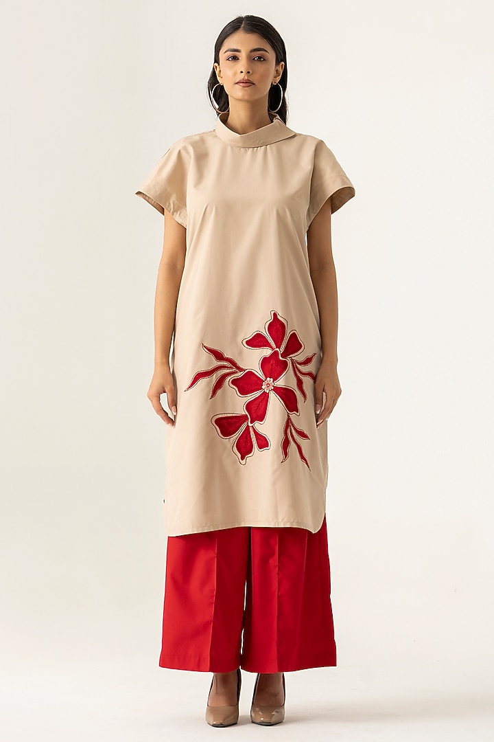 Beige Cotton Floral Embroidered Tunic Set by K-ANSHIKA Jaipur at Pernia's Pop Up Shop