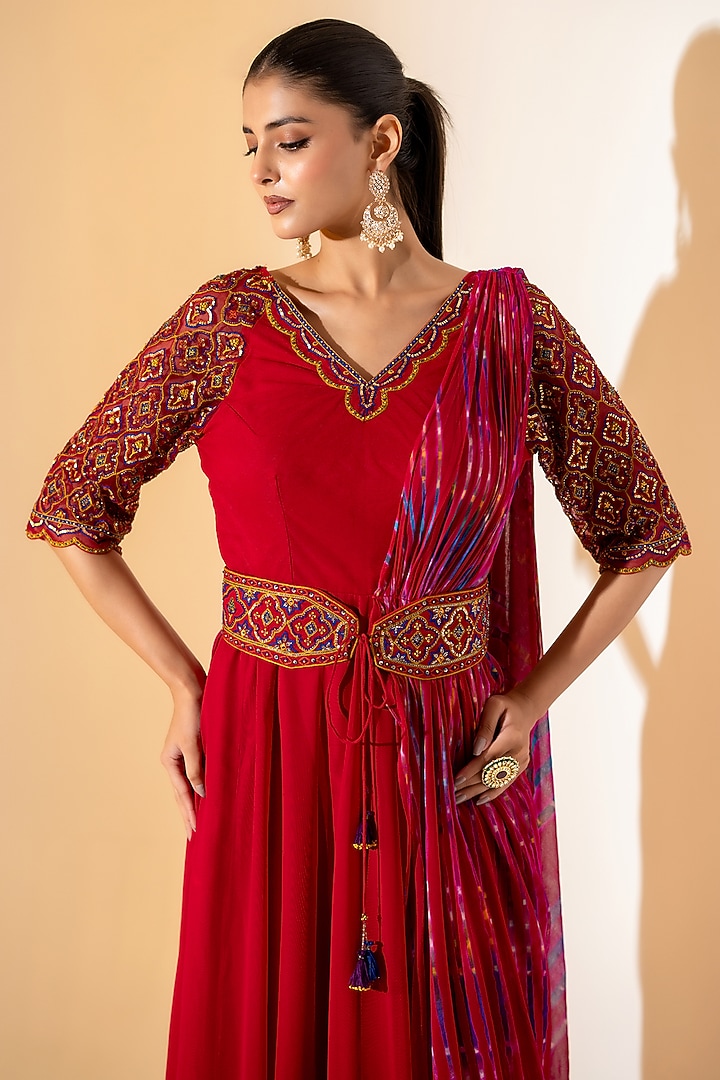 Red Georgette Leheriya Draped Wedding Saree Set by K-ANSHIKA Jaipur at Pernia's Pop Up Shop