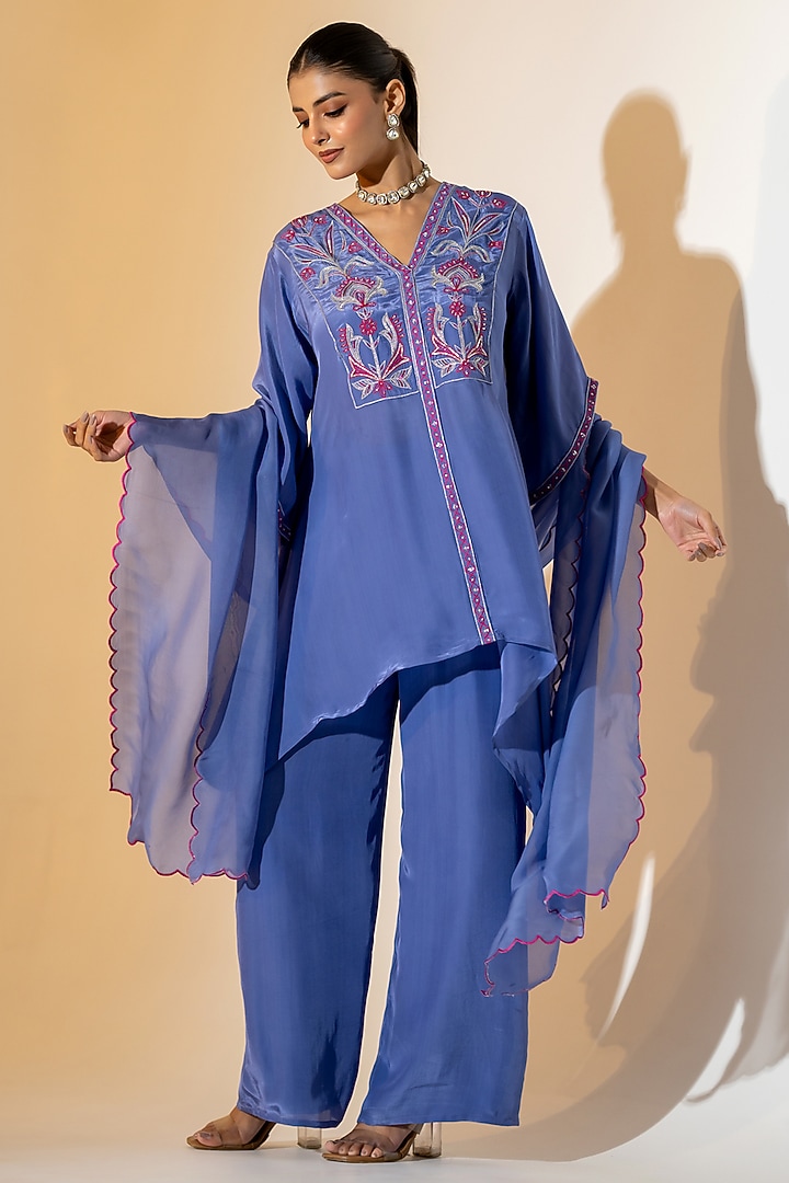 Periwinkle Blue Crepe Floral Embroidered Kurta Set by K-ANSHIKA Jaipur at Pernia's Pop Up Shop