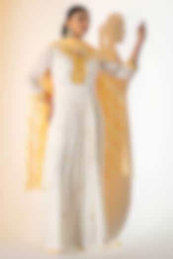 Off-White Georgette Thread Embroidered Party Wear Anarkali Set by K-ANSHIKA Jaipur at Pernia's Pop Up Shop