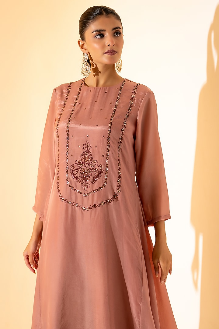Rose PInk Crepe High-Low Kurta Set by K-ANSHIKA Jaipur at Pernia's Pop Up Shop