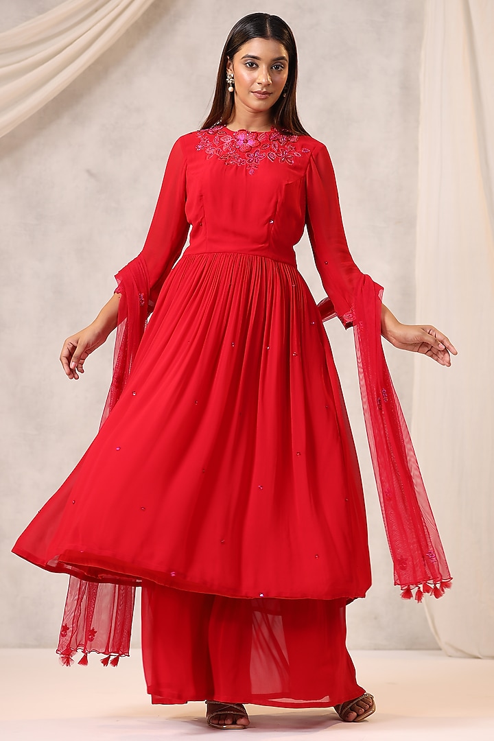 Red Georgette Motif Embroidered Kurta Set by K-ANSHIKA Jaipur at Pernia's Pop Up Shop